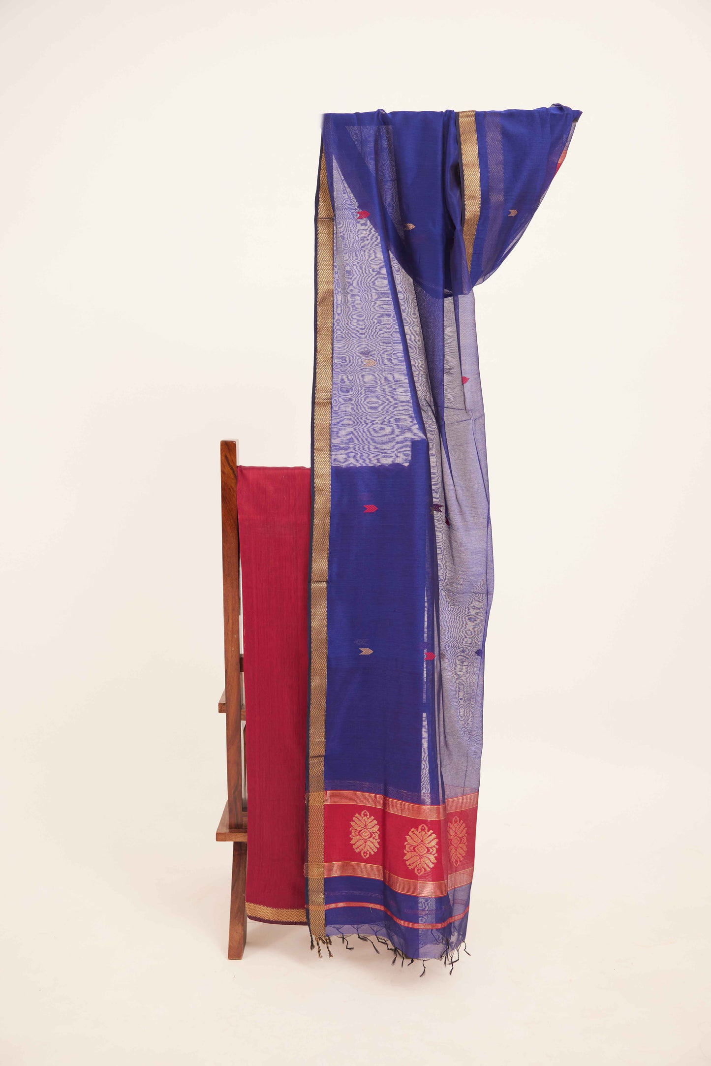 Maheshwari Cotton Silk Dress Material – Pink with Gold Zari & Blue-Pink Dupatta