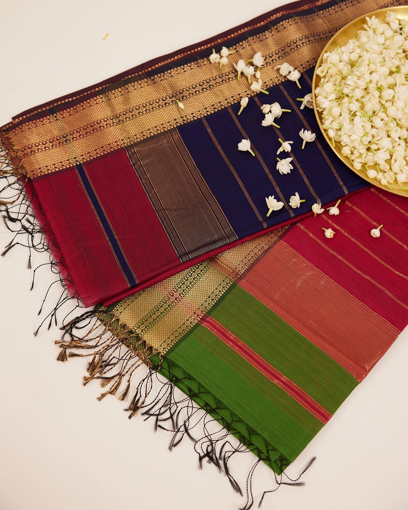 Green Maheshwari Cotton Silk Saree with Pink Pallu & Zari Border
