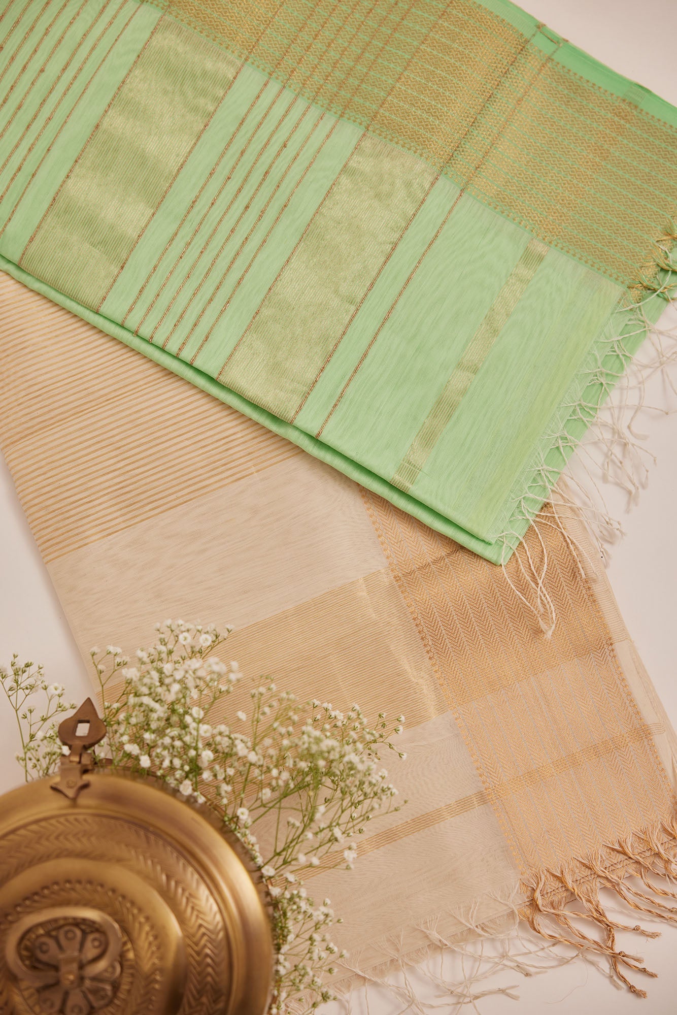Green Maheshwari Cotton Silk Saree with Gold Zari Border & Pallu