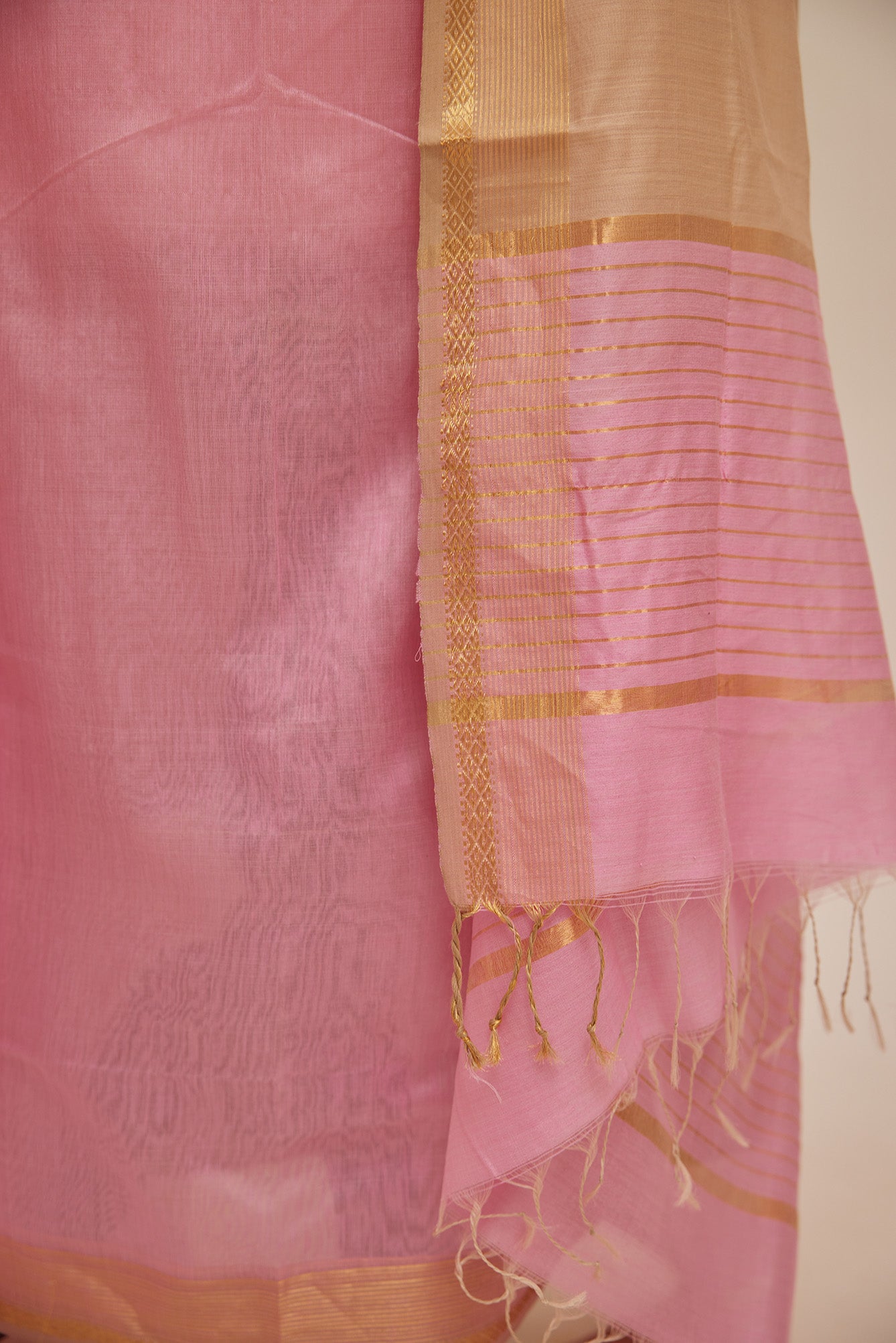 Maheshwari Cotton Silk Dress Material – Pink with Gold Zari Border & Beige-Pink Dupatta