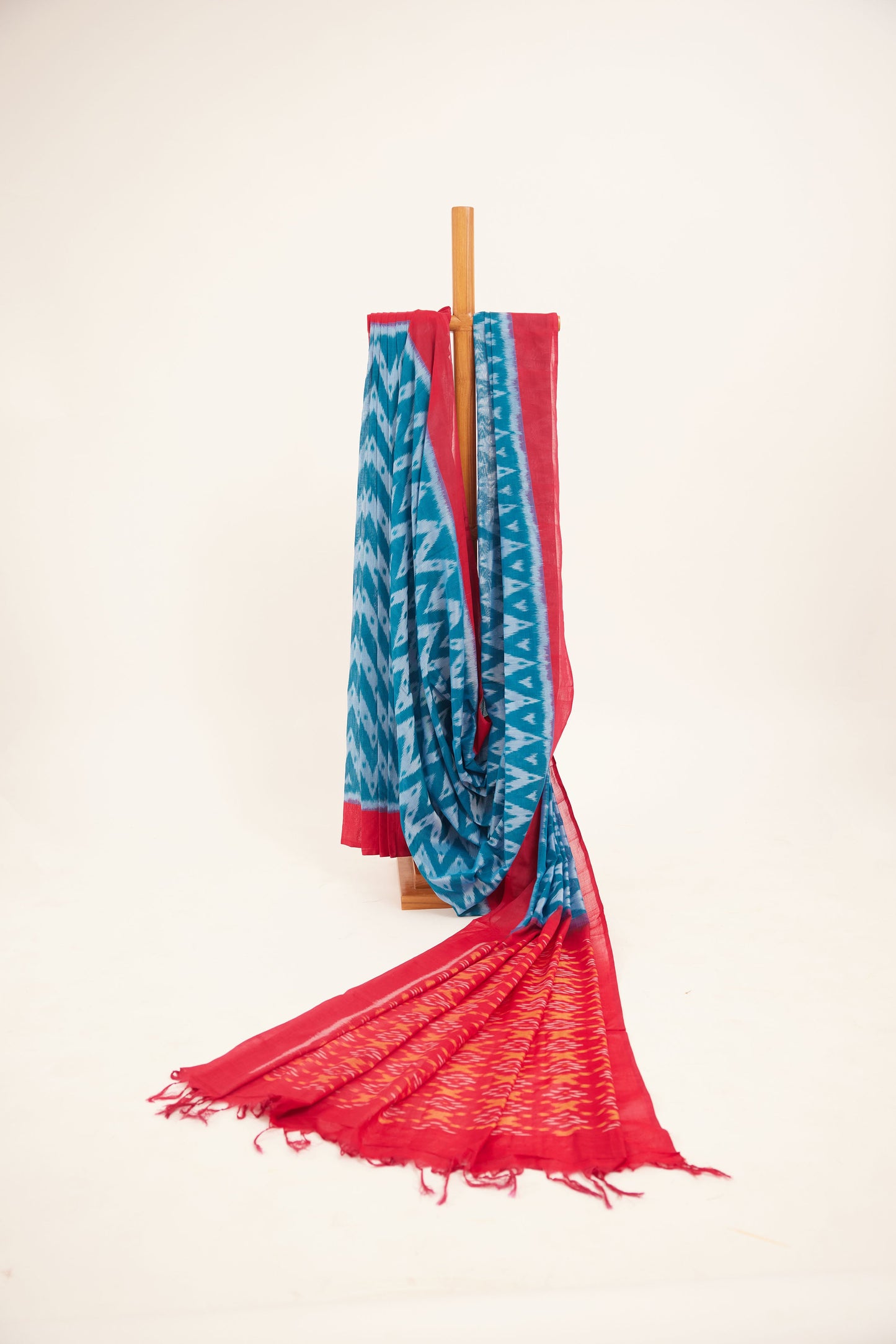 Blue & Red Zigzag Pochampally Cotton Ikat Saree