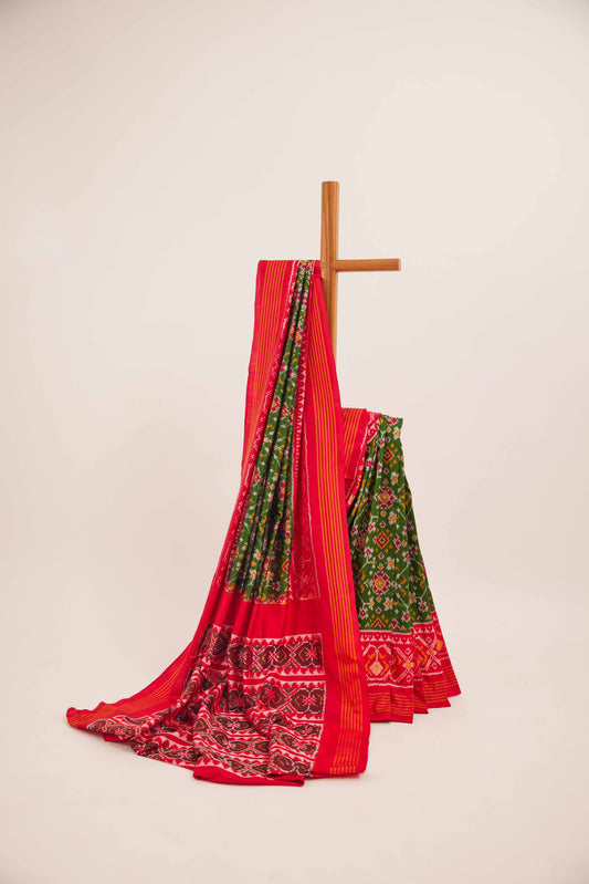 Green & Red Patola-Inspired Ikat Pochampally Silk Saree