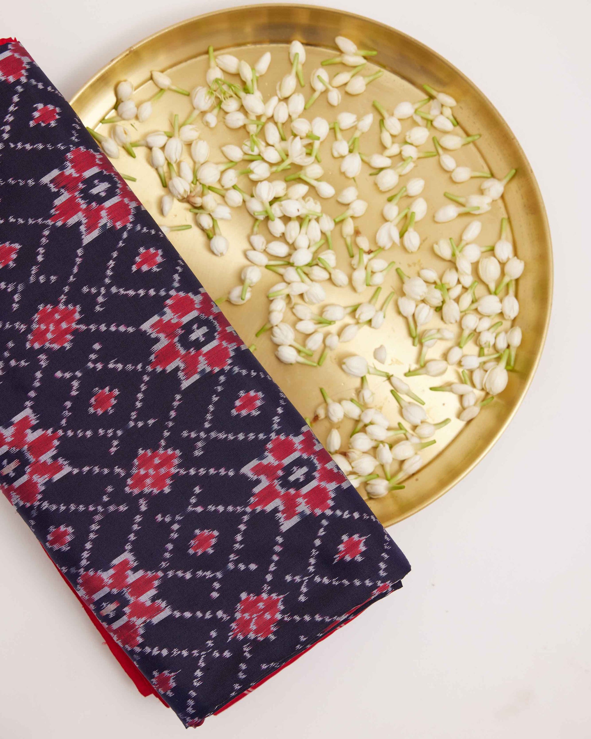 Navy Blue & Red Geometric Ikat Pochampally Silk Saree